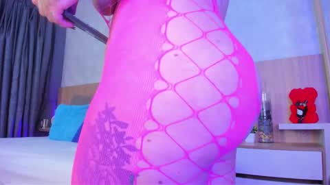 Snapshot of alanna_hank chatting on 11.11.25 Alanna online show from 11.11.25