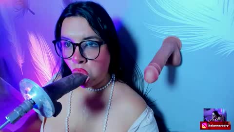 alana silver online show from 09.11.25