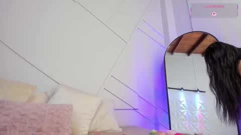 alannarouge online show from 11.28.25