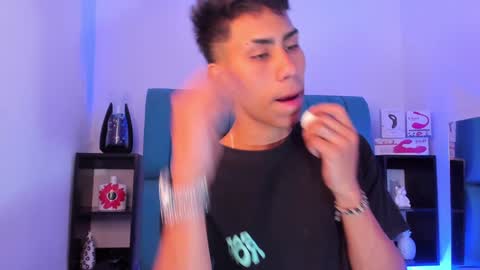 alannaughty_ online show from 12.19.24