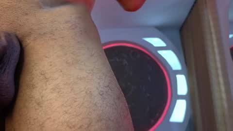 Snapshot of alanrodgers2_0 chatting on 12.04.25 alan online show from 12.04.25