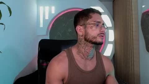 Snapshot of alanrodgers2_0 chatting on 01.06.26 alan online show from 01.06.26