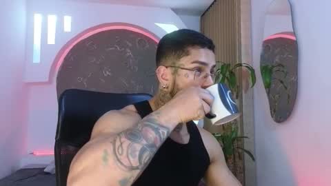 Snapshot of alanrodgers2_0 chatting on 02.14.26 alan online show from 02.14.26