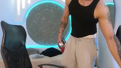 Snapshot of alanrodgers2_0 chatting on 02.19.26 alan online show from 02.19.26