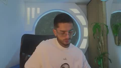 Snapshot of alanrodgers2_0 chatting on 03.15.26 alan online show from 03.15.26