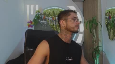 Snapshot of alanrodgers2_0 chatting on 04.05.26 alan online show from 04.05.26