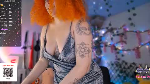 Snapshot of alaska_colors chatting on 10.19.25 Caro online show from 10.19.25