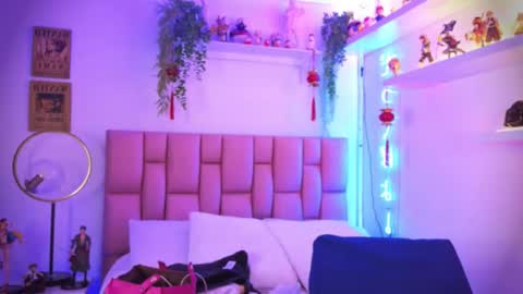 albaandthayron online show from 12.03.25