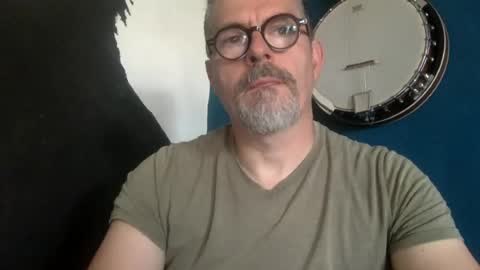 Snapshot of albandant chatting on 06.17.26 albandant online show from 06.17.26