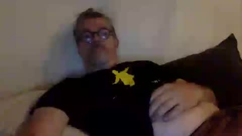 Snapshot of albandant chatting on 07.14.26 albandant online show from 07.14.26