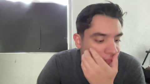 Snapshot of alber753713 chatting on 06.11.26 alber753713 online show from 06.11.26