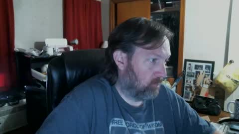 Snapshot of alberik2316 chatting on 10.26.25 Alberik online show from 10.26.25