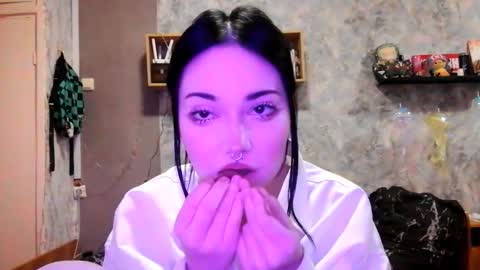 Snapshot of alberthamazierski chatting on 10.23.25 Im Katrina online show from 10.23.25