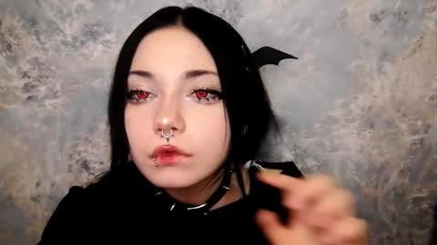 Snapshot of alberthamazierski chatting on 10.26.25 Im Katrina online show from 10.26.25