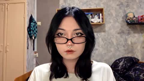 Snapshot of alberthamazierski chatting on 11.10.25 Im Katrina online show from 11.10.25