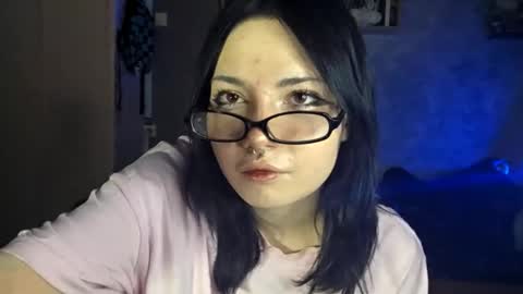 Snapshot of alberthamazierski chatting on 11.29.25 Im Katrina online show from 11.29.25