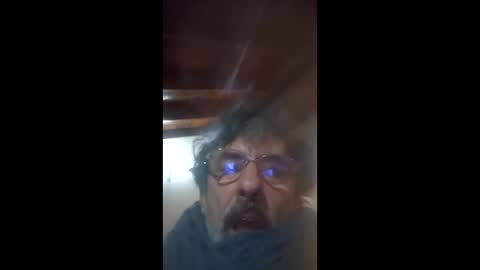 Snapshot of albertoto71 chatting on 05.17.26 albertoto71 online show from 05.17.26