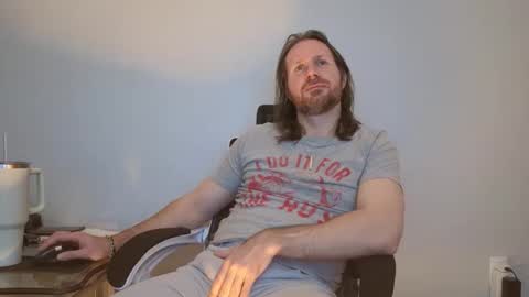 albinoadonis online show from 04.21.26