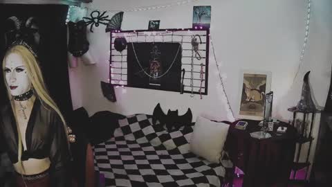 Mistic witch online show from 02.10.25