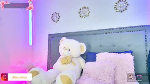 Snapshot of ale_love_ chatting on 09.26.25 ALE LOVE online show from 09.26.25