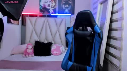 Snapshot of ale_noah_xxx chatting on 01.06.25 ale_noah_xxx online show from 01.06.25