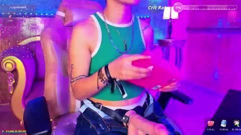 Snapshot of ale_sweety_ chatting on 11.07.25 Aleja Online GTM-5 700 1400 online show from 11.07.25