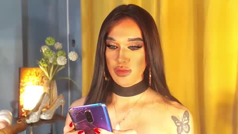 Snapshot of aleinacroft chatting on 02.16.25 aleinacroft online show from 02.16.25