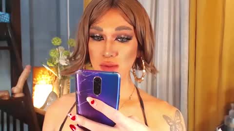 Snapshot of aleinacroft chatting on 03.07.25 aleinacroft online show from 03.07.25