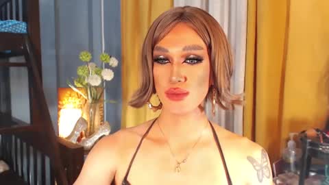 Snapshot of aleinacroft chatting on 03.08.25 aleinacroft online show from 03.08.25