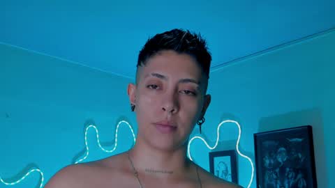 Snapshot of aleja1214 chatting on 04.29.26 Alejandra online show from 04.29.26
