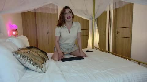 ALEJADOLLTS online show from 04.28.26