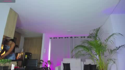 A L E J A N D R A online show from 11.09.25