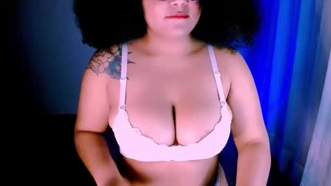 Snapshot of alejandra_conde chatting on 01.31.25 Alejandra online show from 01.31.25