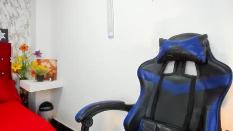 ALEJANDRA JAMES online show from 05.23.26