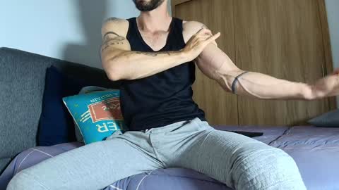 Alejandro Hernndez online show from 01.25.25