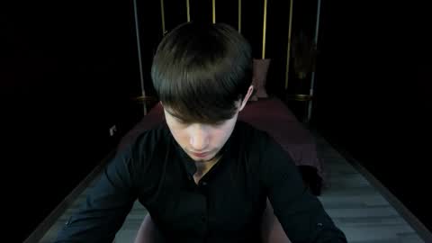 Snapshot of alejandro_ellias chatting on 02.15.26 Alejandro online show from 02.15.26