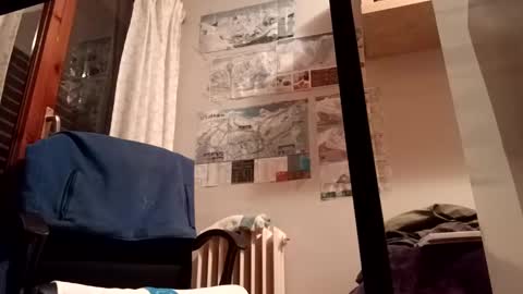 Snapshot of alejandrodiezcortes chatting on 01.01.25 catch33 online show from 01.01.25