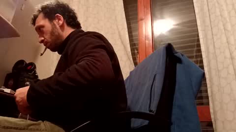 Snapshot of alejandrodiezcortes chatting on 01.01.25 catch33 online show from 01.01.25