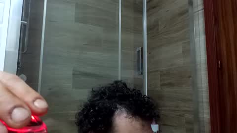 Snapshot of alejandrodiezcortes chatting on 01.17.25 catch33 online show from 01.17.25