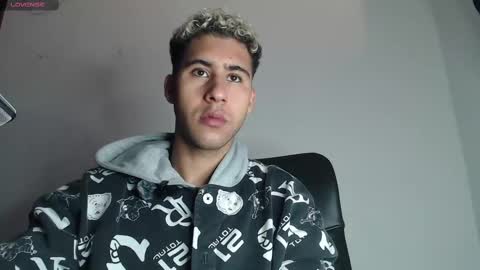 Snapshot of alejandrojf_00 chatting on 12.11.24 Daiki jack online show from 12.11.24