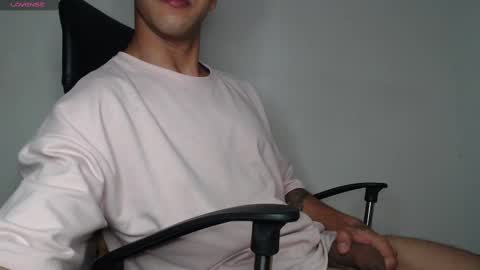 Snapshot of alejandrojf_00 chatting on 12.13.24 Daiki jack online show from 12.13.24