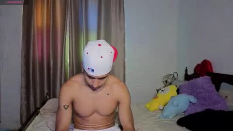 Snapshot of alejandrojf_00 chatting on 09.22.25 Daiki jack online show from 09.22.25