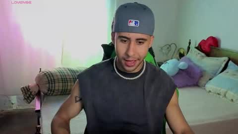 Snapshot of alejandrojf_00 chatting on 10.01.25 Daiki jack online show from 10.01.25