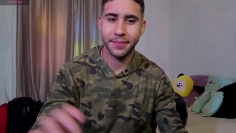 Snapshot of alejandrojf_00 chatting on 10.21.25 Daiki jack online show from 10.21.25