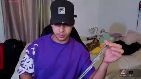 Snapshot of alejandrojf_00 chatting on 10.25.25 Daiki jack online show from 10.25.25