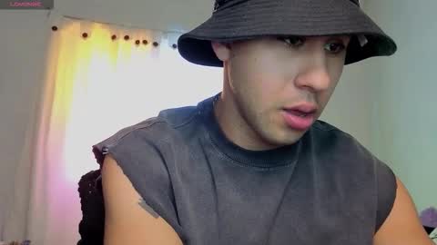 Snapshot of alejandrojf_00 chatting on 10.29.25 Daiki jack online show from 10.29.25