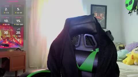 Snapshot of alejandrojf_00 chatting on 11.23.25 Daiki jack online show from 11.23.25