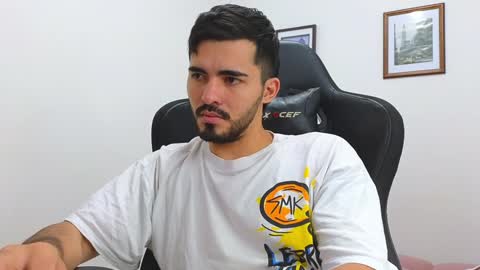 alejandroo_7 online show from 01.15.25