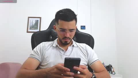 alejandroo_7 online show from 11.06.25