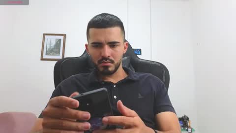 alejandroo_7 online show from 11.20.25